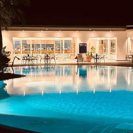 Coral Beach بييسْتوم المظهر الخارجي الصورة